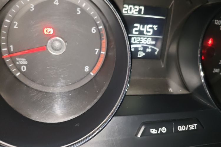 大众 宝来 2016款 1.6L 手动时尚型中控内饰15