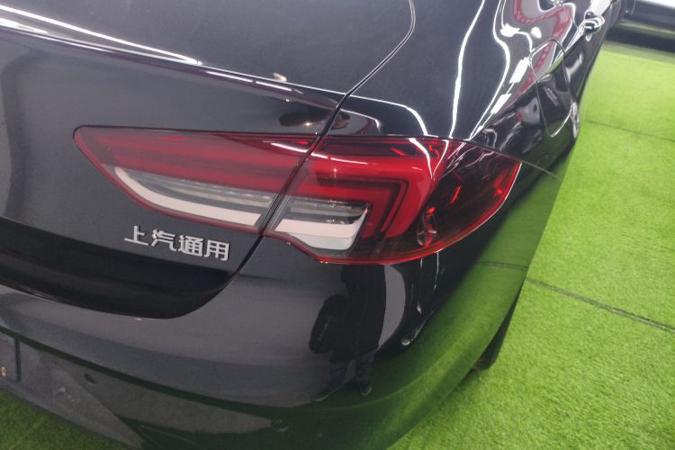 别克 君威 2024款 28T 纵享版车身外观9