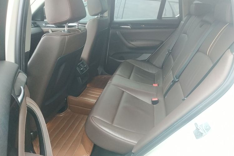 宝马X4 2014款 xDrive20i X设计套装中控内饰21