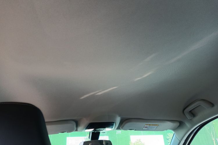 哪吒汽车 哪吒U 2021款 Pro 400 巡航版局部细节22