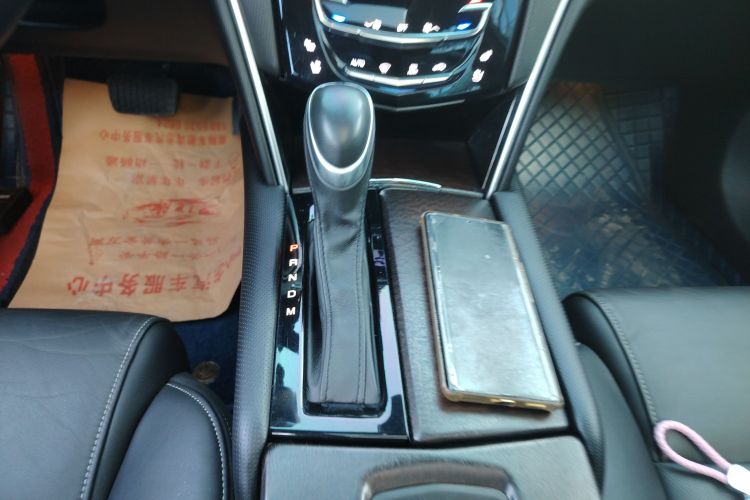 凯迪拉克XTS 2018款 28T 豪华型中控内饰18