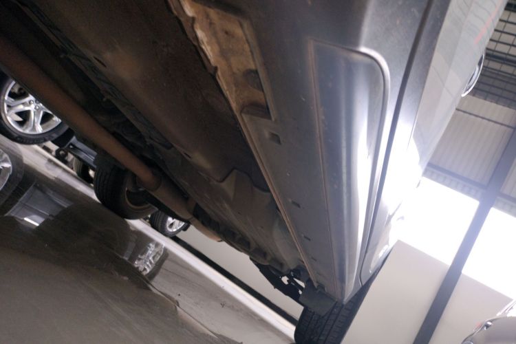 现代 途胜 2015款 1.6T 双离合四驱尊贵型局部细节9002