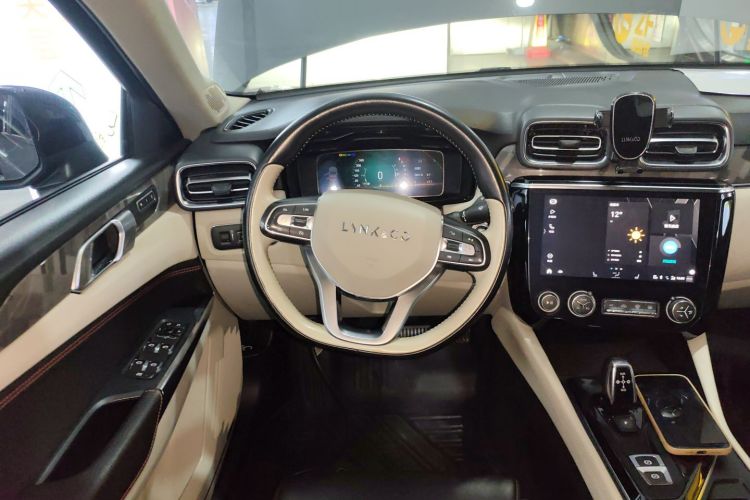 领克02 2018款 1.5T DCT两驱耀Pro版 国V中控内饰13