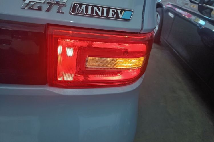 五菱汽车 宏光MINIEV 2020款 轻松款 三元锂车身外观6006