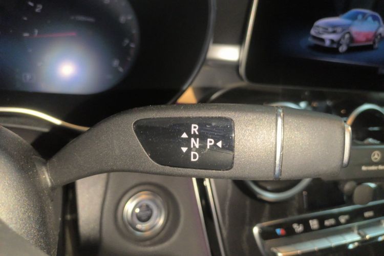 奔驰C级 2021款 C 200 L 时尚型运动版中控内饰18