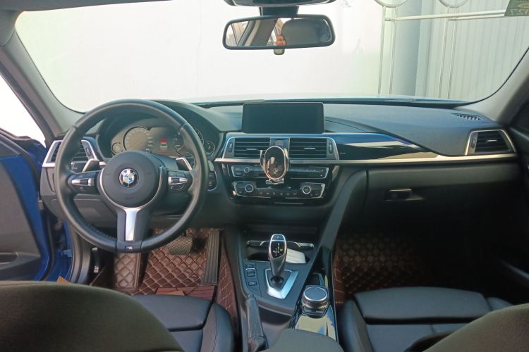 宝马3系 2019款 320Li M运动套装中控内饰12