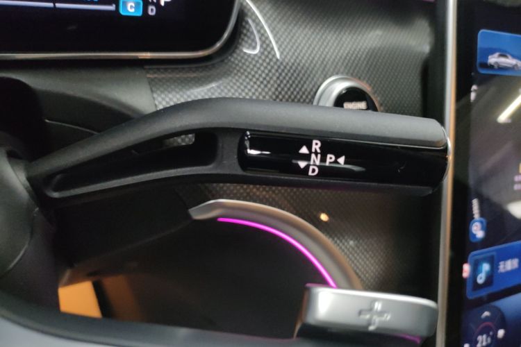 奔驰C级 2025款 C 260 L 运动版局部细节18