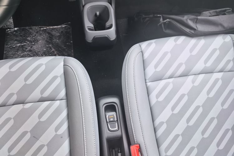 零跑汽车 零跑T03 2024款 403舒享版局部细节18