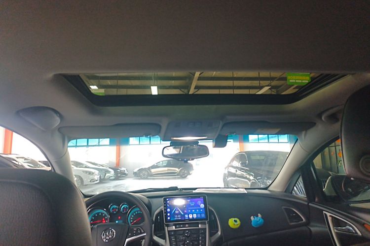 别克 英朗 2014款 XT 1.6T 自动时尚运动版局部细节22