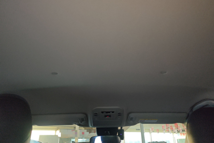 丰田 汉兰达 2024款 2.5L智能电混双擎两驱精英版 5座中控内饰22