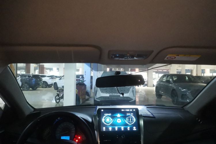 丰田 YARiS L 致炫 2015款 1.5E 自动魅动版中控内饰22