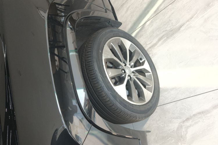 Jeep 自由光 2019款 2.0T 四驱全能版 国VI车身外观6007