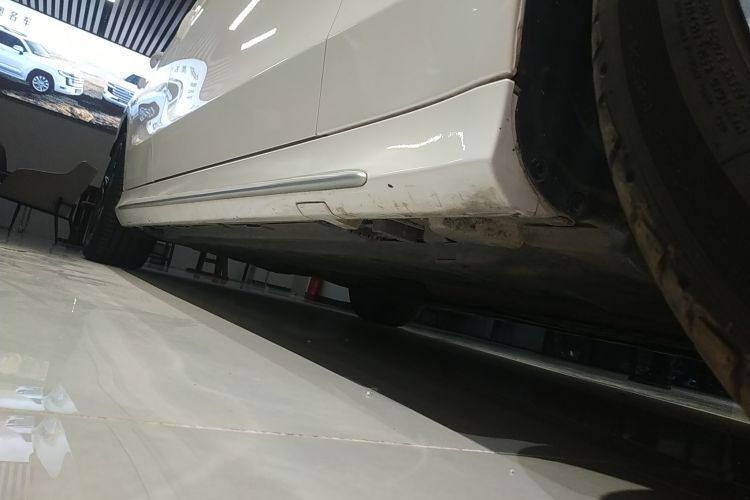 奔驰C级 2021款 C 260 L 运动星耀臻藏版局部细节9001