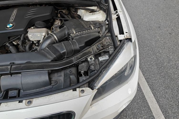 宝马X1 2014款 sDrive18i 时尚型局部细节9007