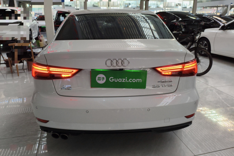奥迪A3 2017款 Limousine 35 TFSI 进取型车身外观6