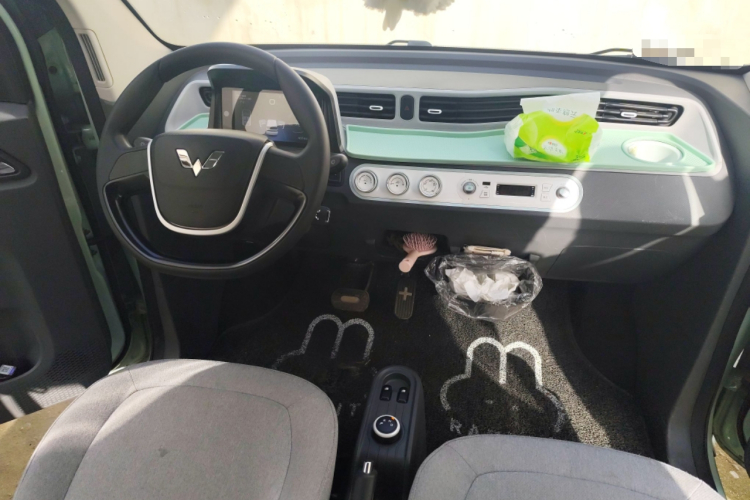 五菱汽车 宏光MINIEV 2021款 马卡龙时尚款 三元锂中控内饰12