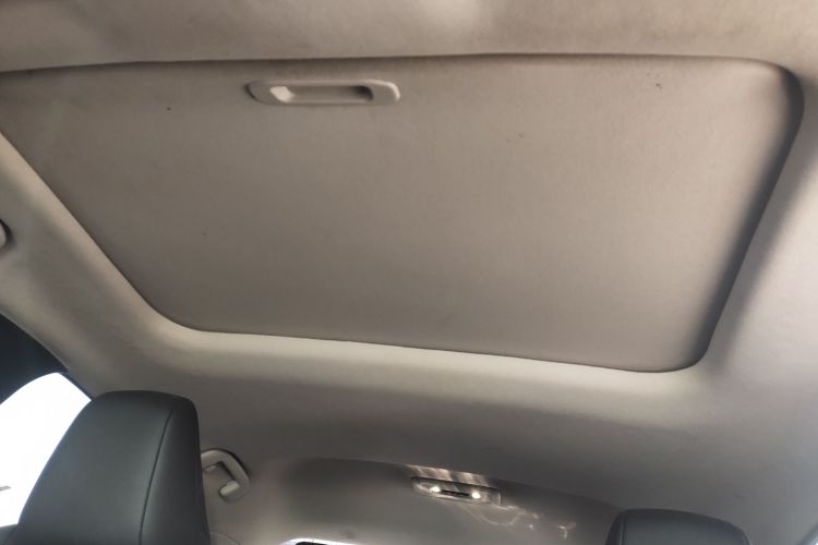 丰田 凌尚 2023款 2.0L 豪华版局部细节22