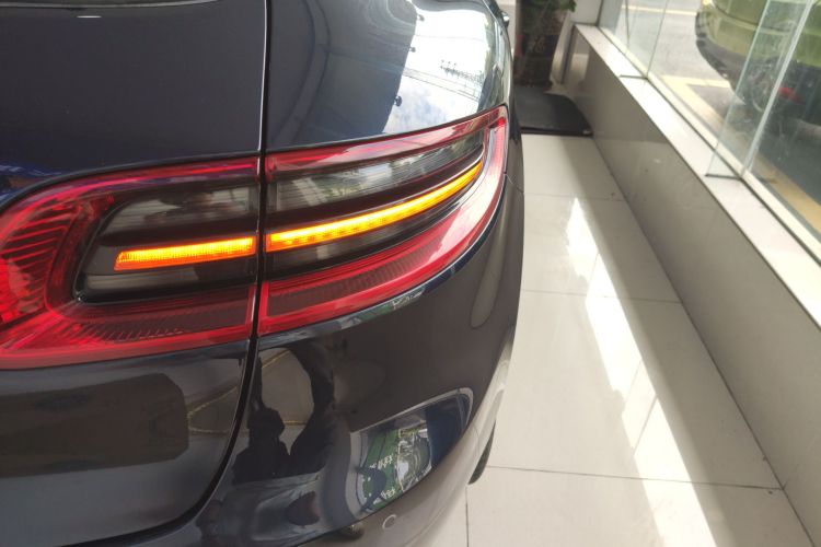 保时捷 2017款  Macan 2.0T车身外观6001