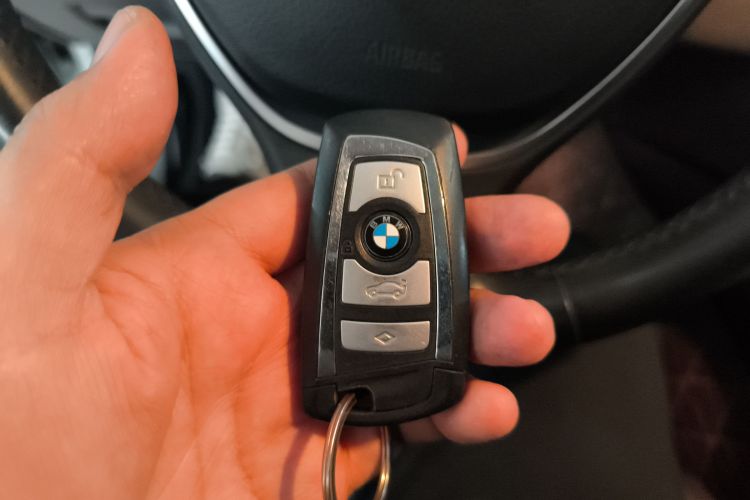 宝马5系 2014款 525Li 豪华设计套装中控内饰11