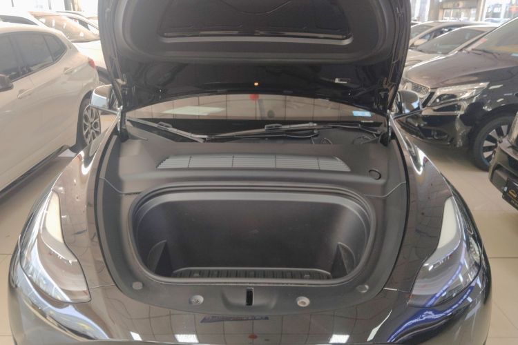 特斯拉 Model Y 2023款 后轮驱动版机舱底盘24