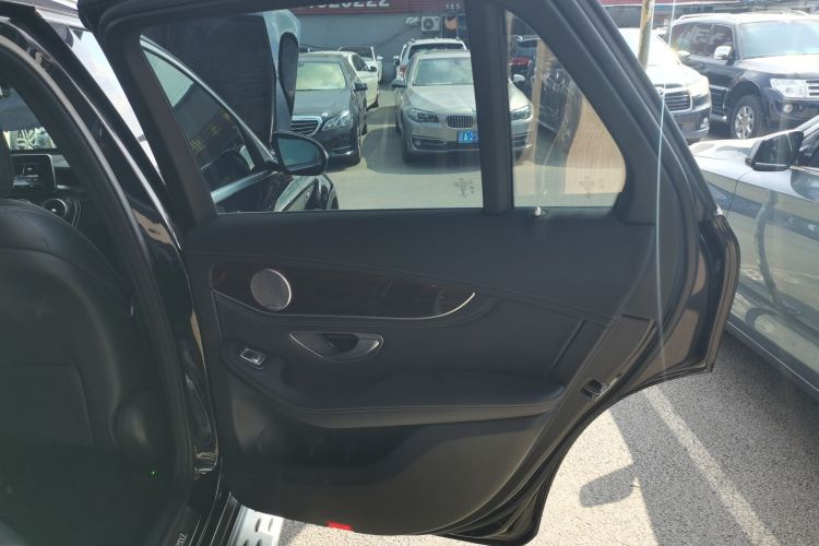 奔驰GLC 2019款 GLC 260 L 4MATIC 豪华型中控内饰7006
