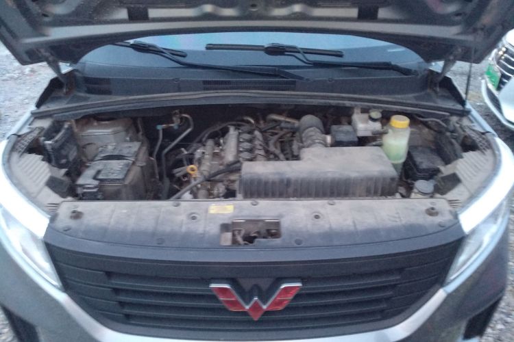 五菱汽车 五菱征程 2022款 2.0L 手动创业型机舱底盘24