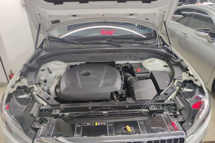 沃尔沃XC60 2021款 T5 四驱智远豪华版机舱底盘24
