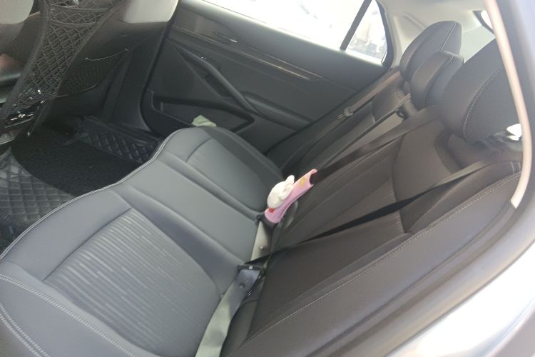 福特 蒙迪欧 2022款 改款 EcoBoost 245 时尚型中控内饰21