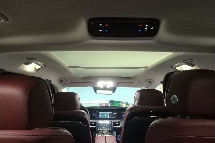 红旗E-HS9 2022款 660km 旗畅版 六座中控内饰22