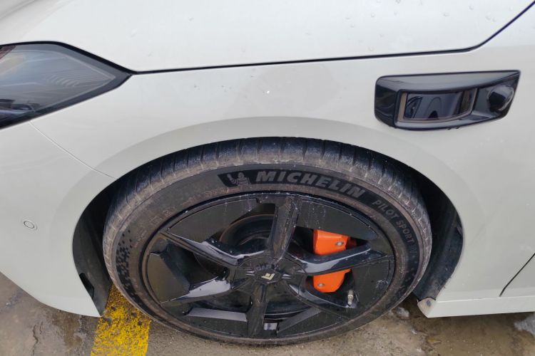 昊铂GT 2023款 710后驱超充Max版车身外观6002