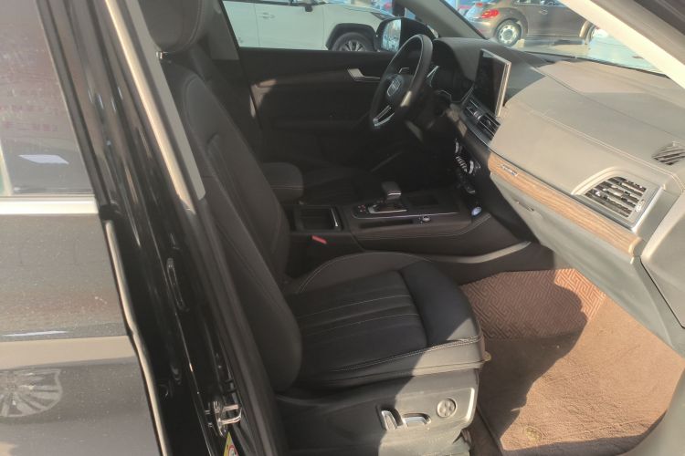 奥迪Q5L 2023款 40T 豪华致雅型局部细节41