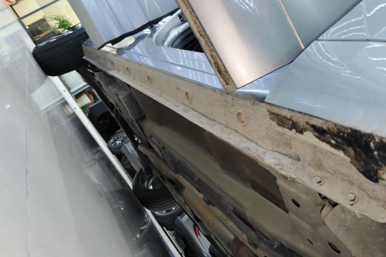 魏牌 VV7 2017款 2.0T 豪华型局部细节9001