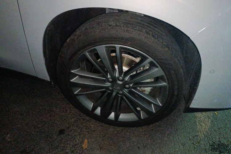 零跑汽车 零跑C16 2026款 纯电 630激光雷达智尊版 5座车身外观10