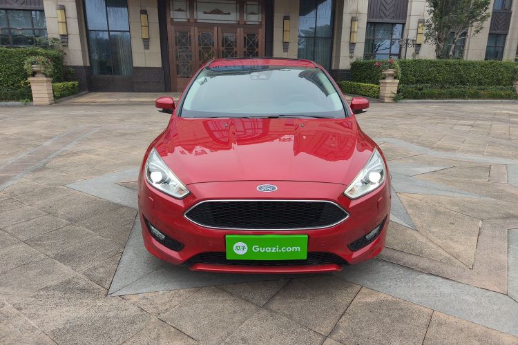 福特 福克斯 2015款 两厢 EcoBoost 180 自动运动型车身外观2