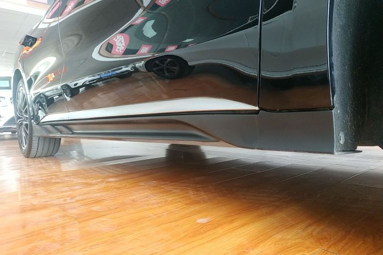 比亚迪 汉 2024款 EV 荣耀版 506KM前驱尊贵型局部细节9001