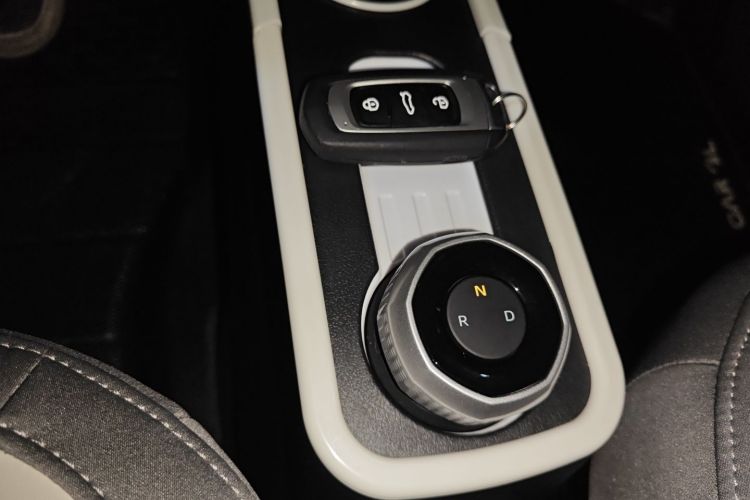 吉利银河 2025款 210km 熊猫骑士局部细节18