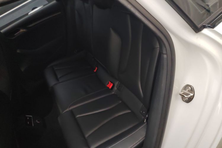 奥迪RS 3 2017款 RS 3 2.5T Limousine中控内饰21