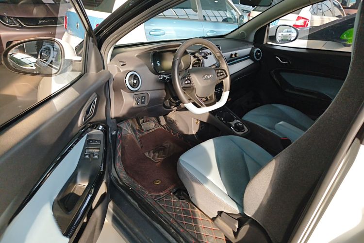 奇瑞 小蚂蚁 2022款 甜粉款 半糖版 磷酸铁锂 29.2kWh 30kW 301km中控内饰20