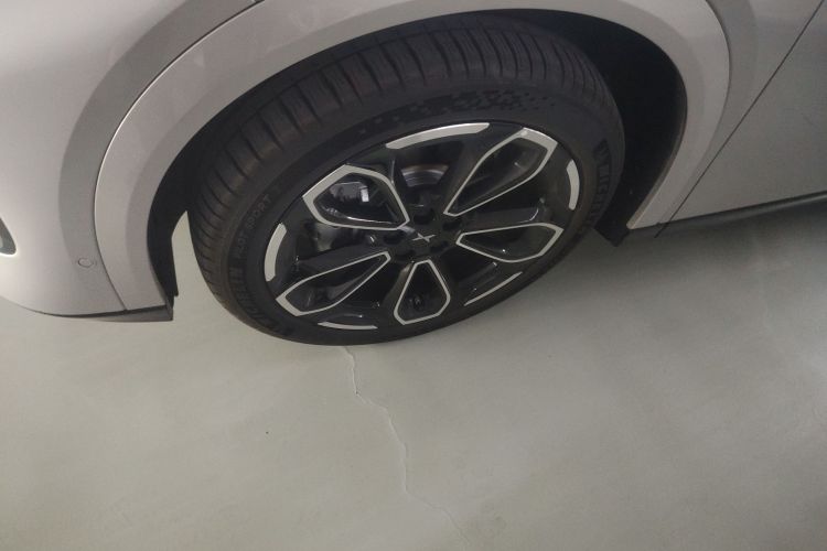 小鹏G6 2025款 625 长续航 Max 旗舰版车身外观6007