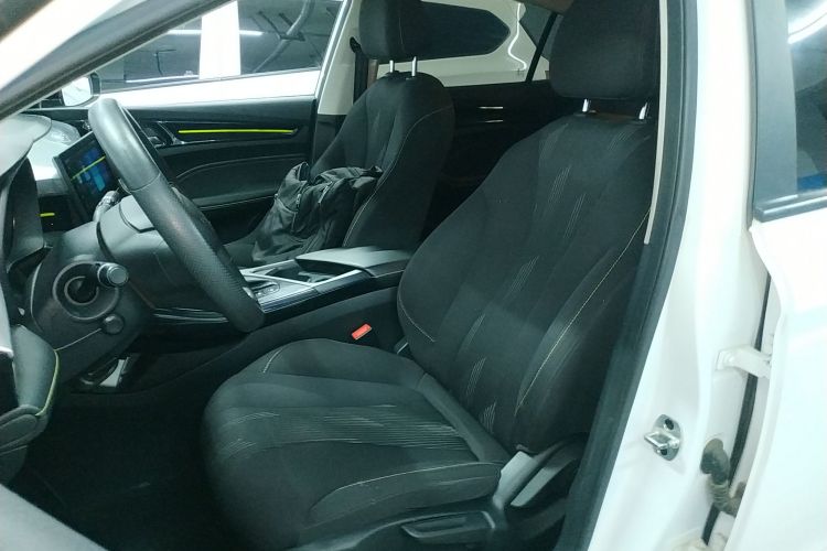 荣威i5 2021款 1.5L CVT铂金版局部细节19