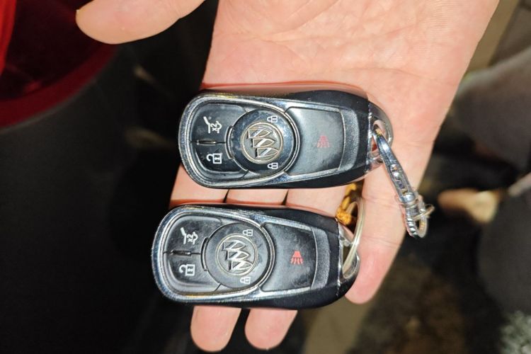 别克 昂科威 2014款 28T 四驱精英型中控内饰7001