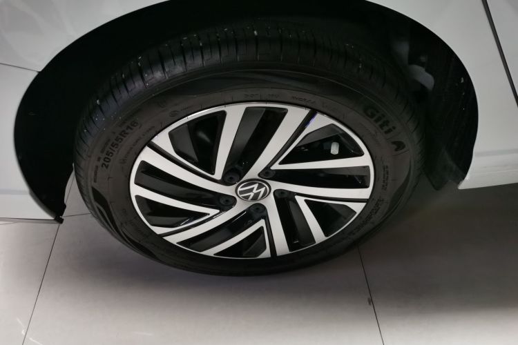 大众 朗逸 2023款 1.5L 自动五百万版车身外观6003