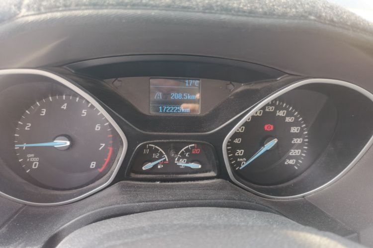 福特 福克斯 2012款 三厢 1.6L 手动舒适型中控内饰14