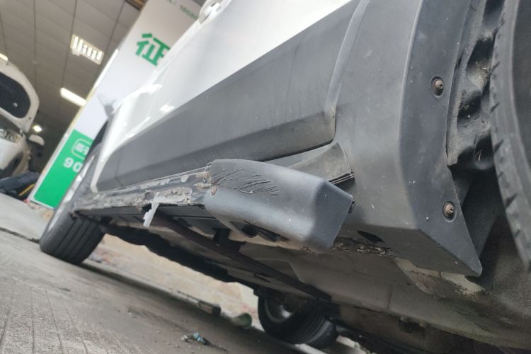 中华V3 2017款 1.5L 手动智能型局部细节9001