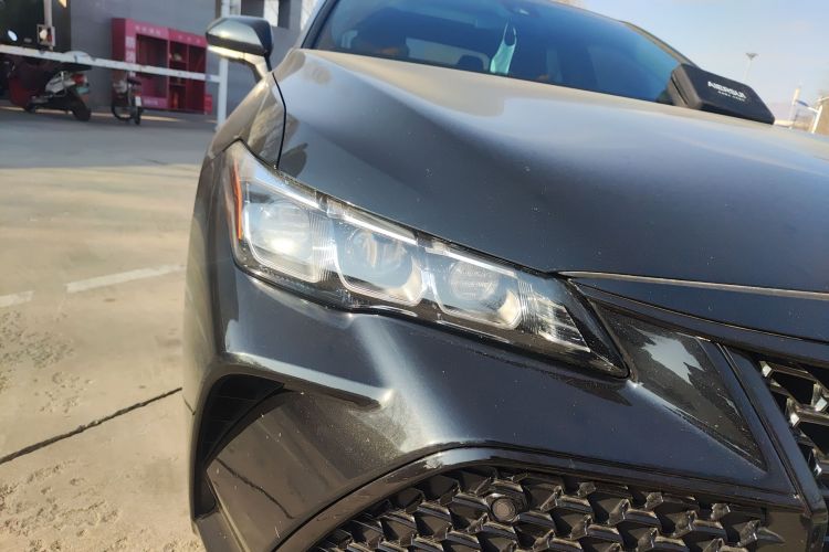 丰田 亚洲龙 2019款 双擎 2.5L XLE尊贵版 国VI车身外观8