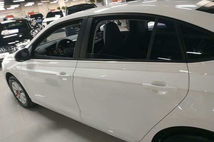 大众 朗逸 2025款 新锐 1.5L 出众新逸版车身外观6003