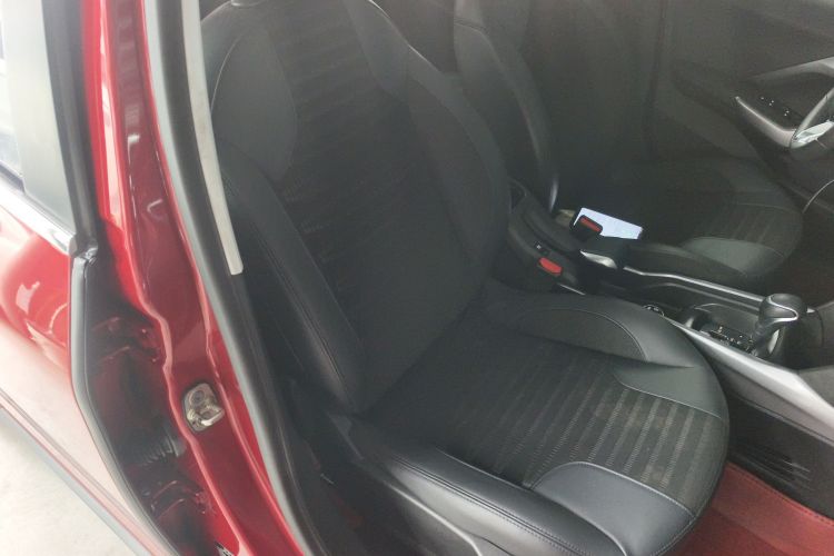 标致2008 2018款 230THP 自动豪华版局部细节41