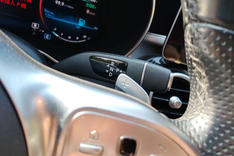 奔驰C级 2021款 C 260 星耀臻藏版中控内饰18