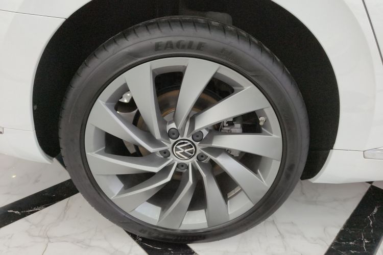 一汽-大众CC 2024款 380TSI 夺目版车身外观6008