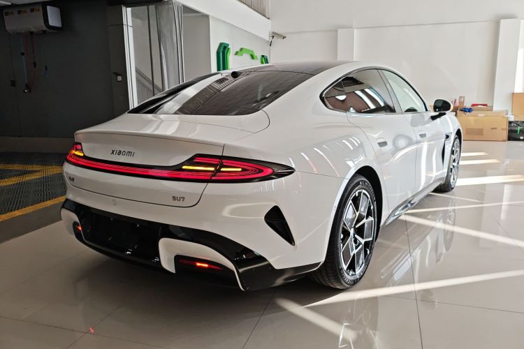 小米汽车 小米SU7 2024款 后驱长续航智驾版车身外观6005